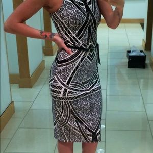 RESERVED bebe black/white geometric pattern fitted